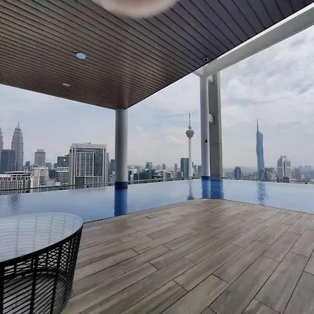 The Luxe Infinitum Klcc Apartment